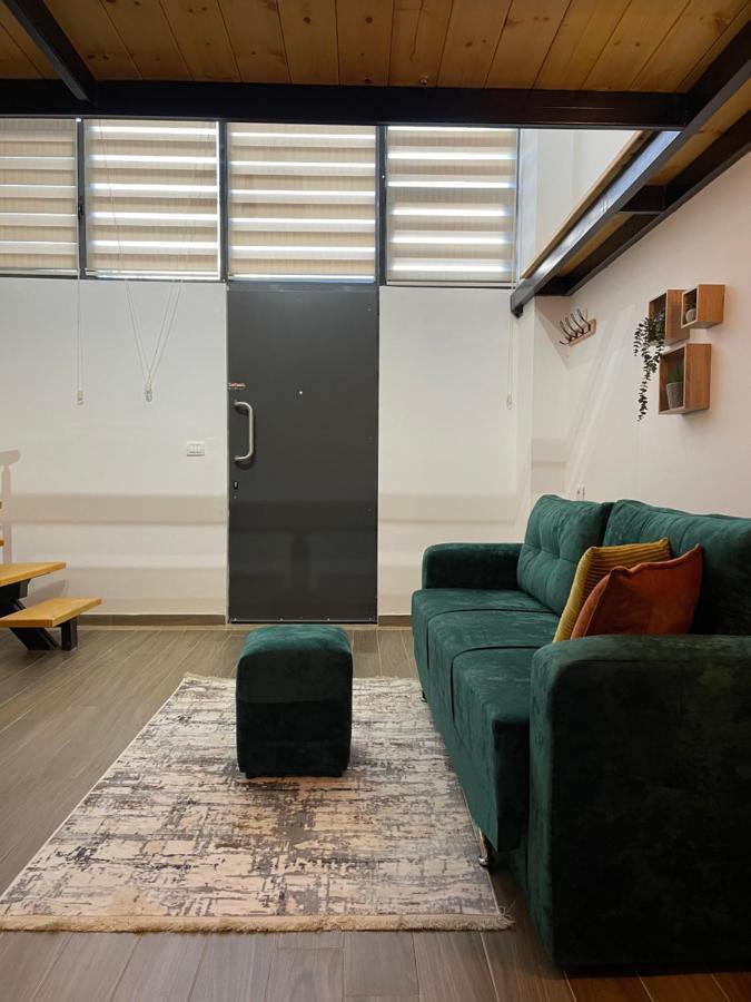 D&E Apartaments 地拉那 外观 照片